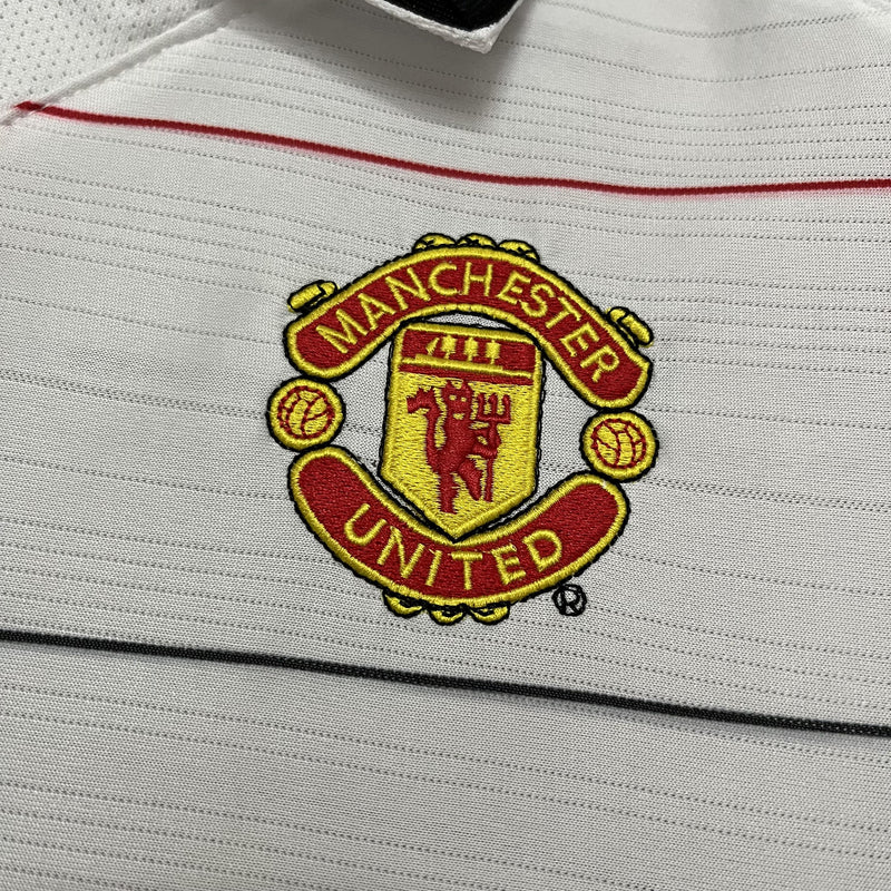 Camisa III Manchester United Retrô | 04/05 Torcedor Nike - Branca