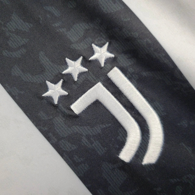Camisa I Juventus | 24/25 Torcedor Adidas - Preta e Branca